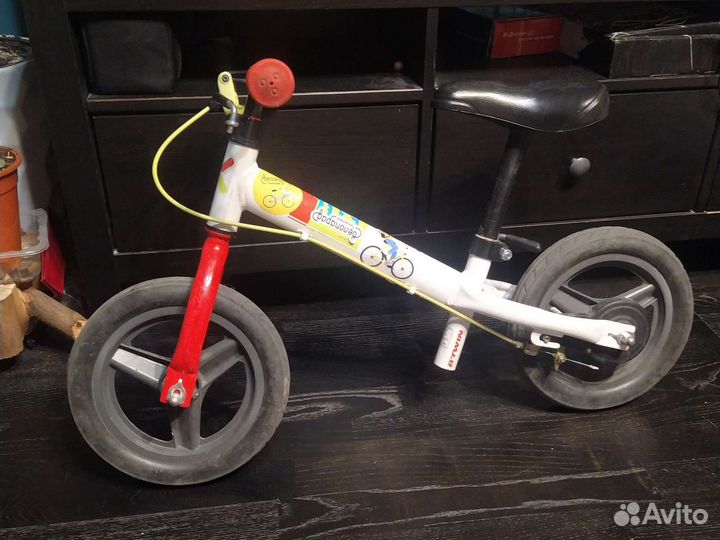 Беговел btwin runride 100