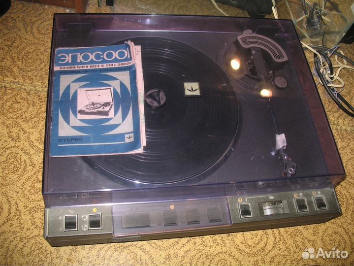 Топовый проигрыватель винила 