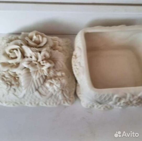 Шкатулка керамика, цвет слоновая кость 50 года