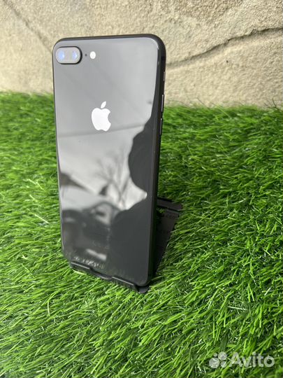 iPhone 8 Plus, 256 ГБ