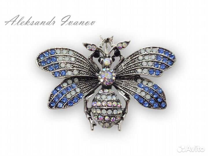 Брошь пчела