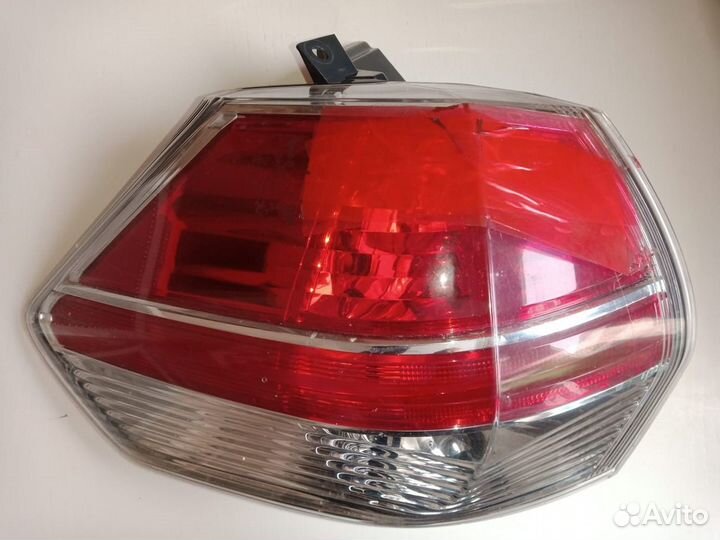 Продам заднюю левую фару Ниссан X-Trail