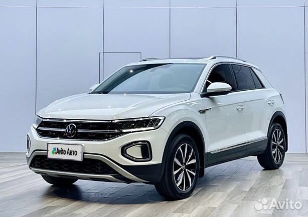 Volkswagen T-Roc (China) 1.4 AMT, 2023, 3 000 км
