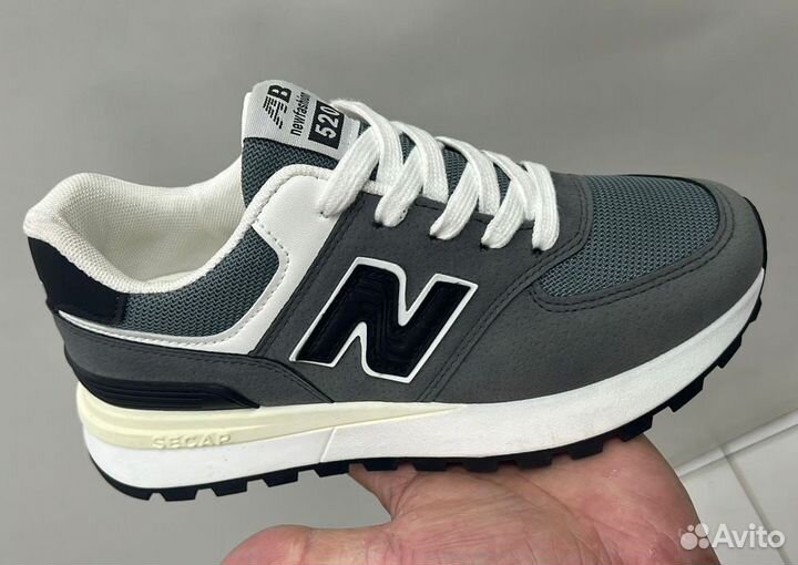 Кроссовки женские new balance