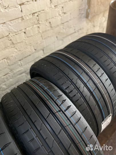 Continental ContiSportContact 7 285/30 R21 и 255/35 R21 100Y