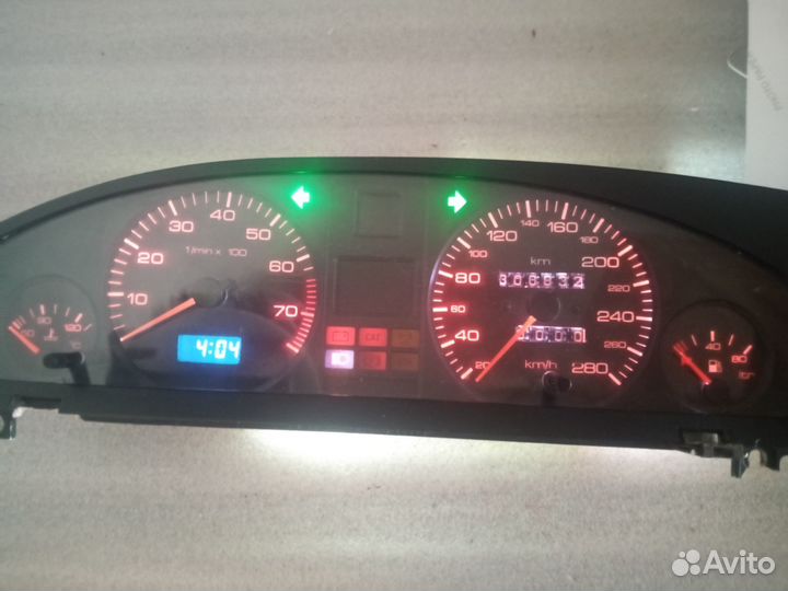 Щиток (панель ) приборов audi 100 c4