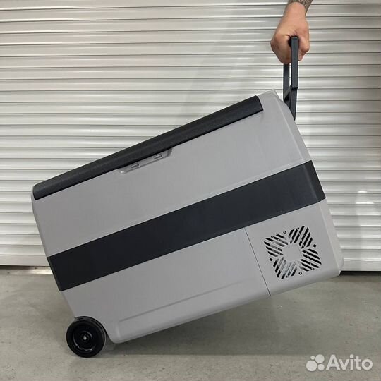 Холодильник 50л автомобильный