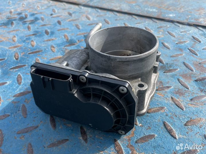 Дроссельная заслонка Alphard Camry V40 Toyota