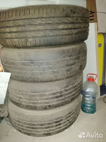 Bridgestone B530 215/60 R17