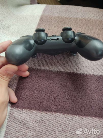 Джостик Sony PS4