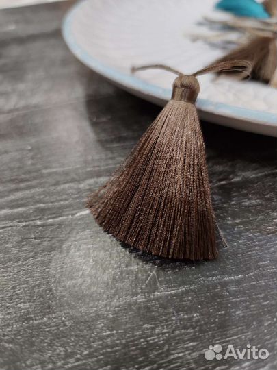 Кисточки из ниток