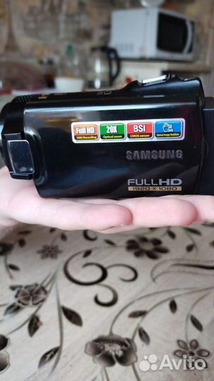 Цифровая видеокамера Samsung