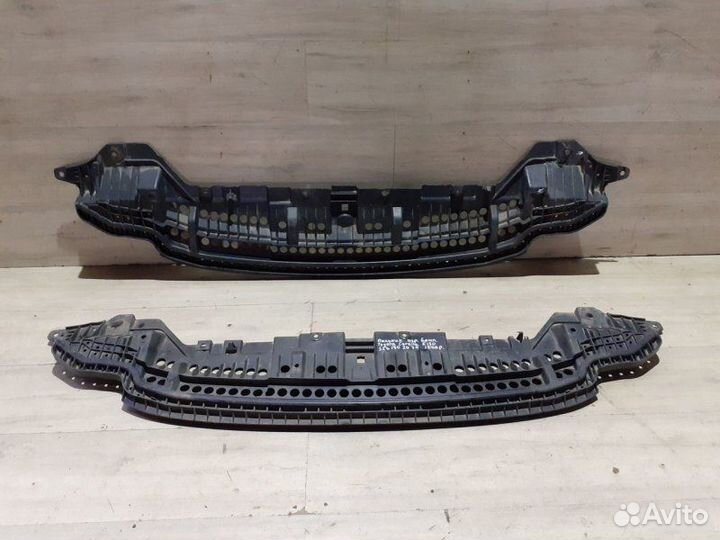 Пыльник переднего бампера Toyota