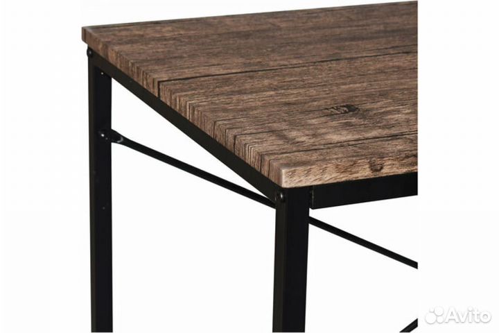 Стол компьютерный на металлокаркасе