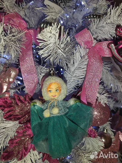 Ватная ёлочная игрушка, девушка в зелёном платье