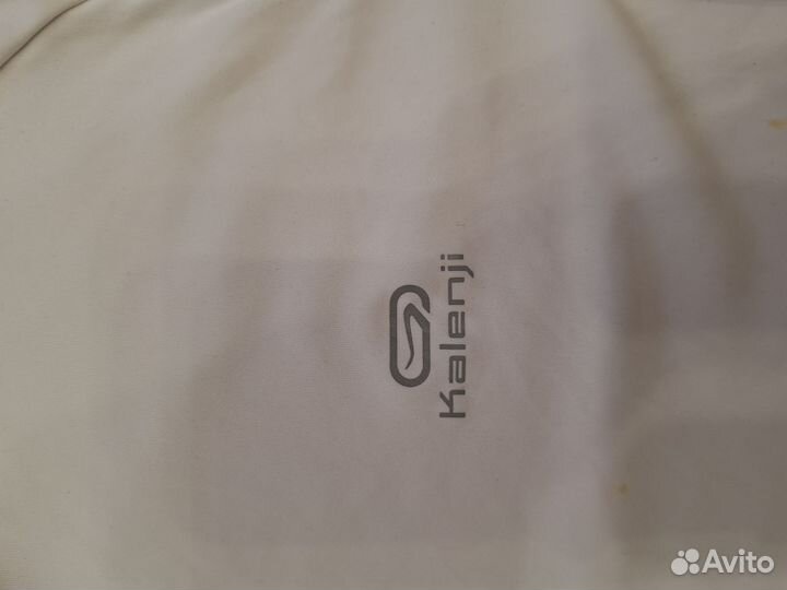 Легкая кофта