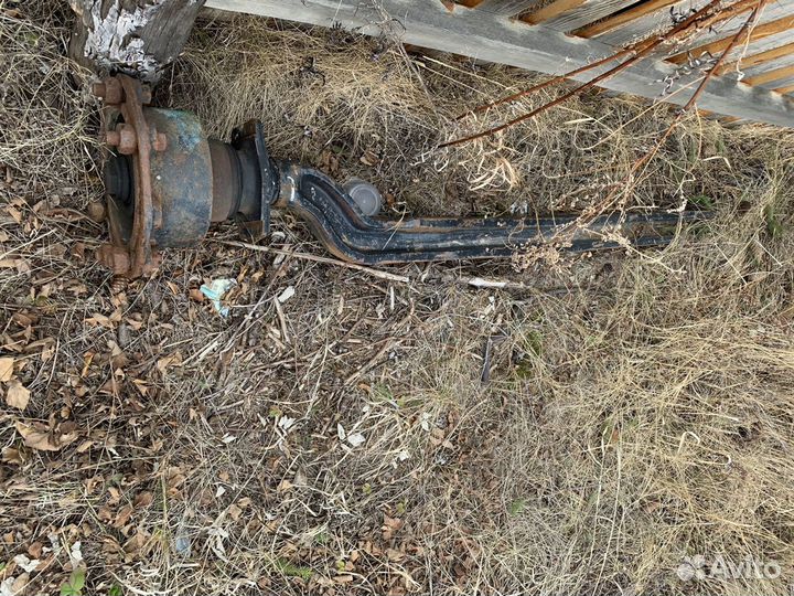 Ось, балка для прицепа