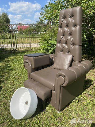 Кресло трон для педикюра