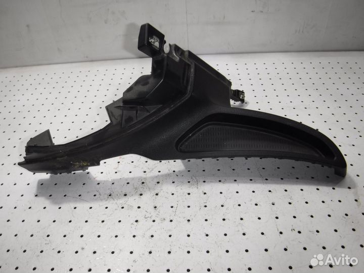 Обшивка стойки задней BMW X6 E71