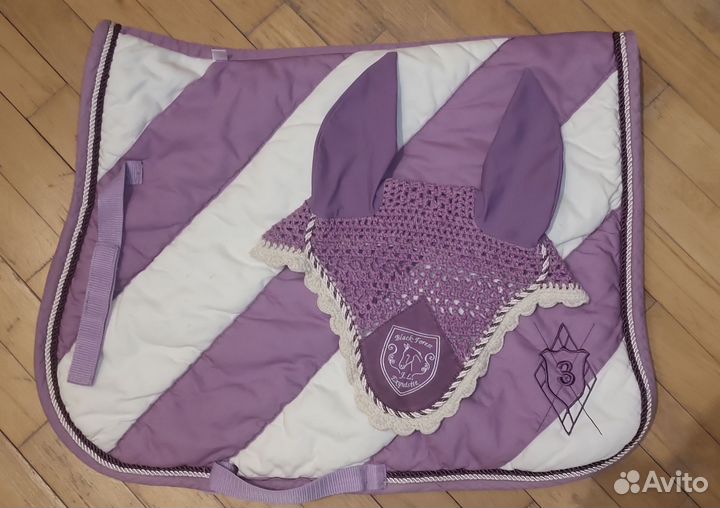 Амуниция для лошади. Вальтрап, бинты, ушки