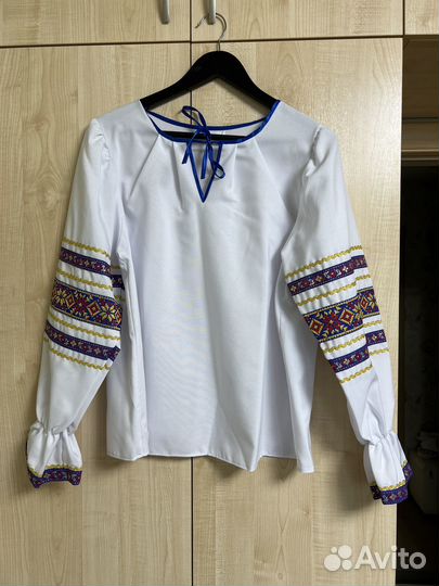 Женский русский народный костюм