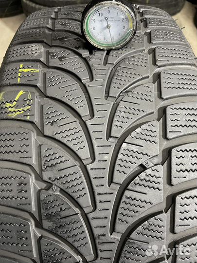 Bridgestone Blizzak LM-80 Evo 235/55 R17