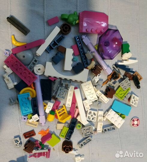 Конструктор Besties 80218 Летний пляж