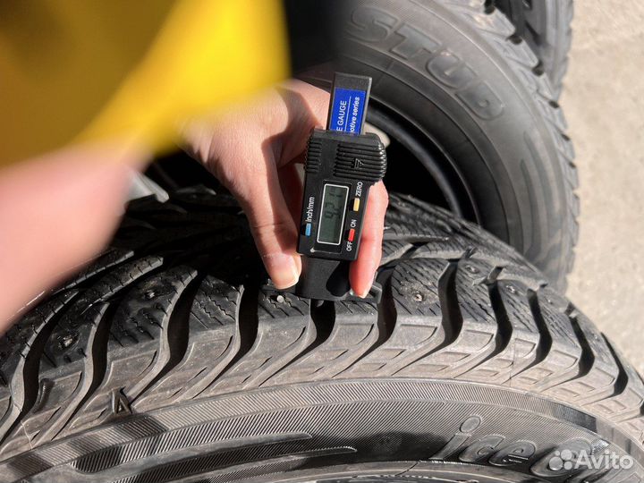 Yokohama Ice Guard Stud IG55 225/65 R17 102T