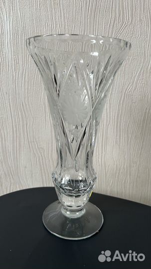 Ваза хрустальная