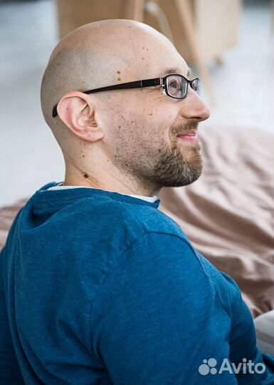 Педагог, тьютор, переводчик