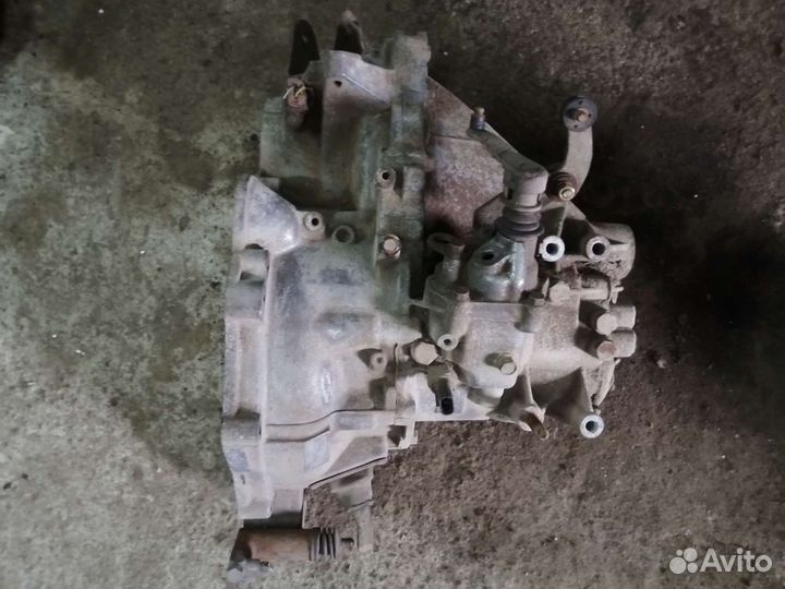 Коробка передач Mitsubishi 4G13