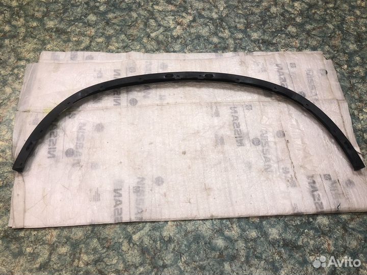 Спойлер переднего бампера Renault Logan 2 Sandero