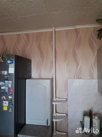 Подставка (пол-потолок)