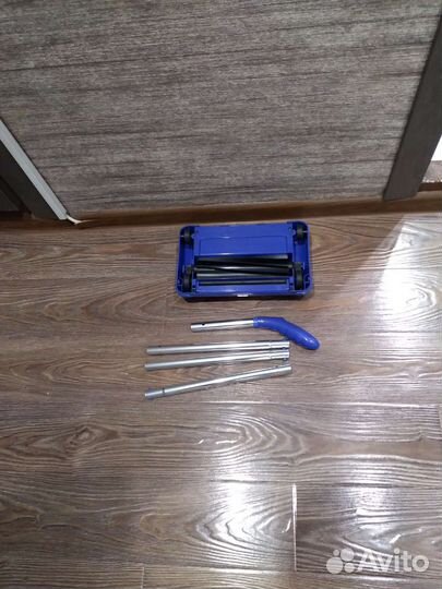 Механическая щетка для пола