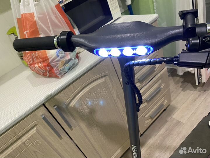 Электросамокат Hiper triumph x101