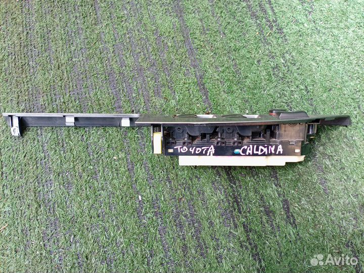 Блок управления стеклоподъемниками Toyota Caldina