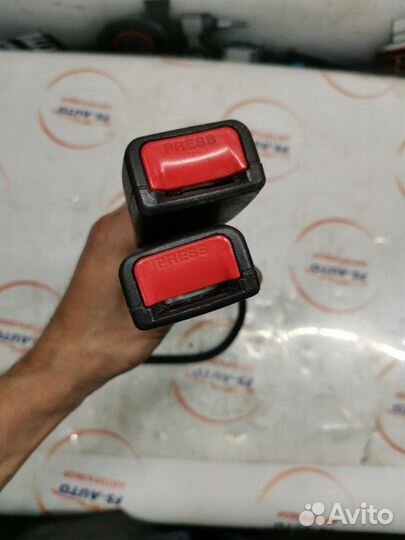 Замок ремня безопасности передний Hyundai Santa-Fe