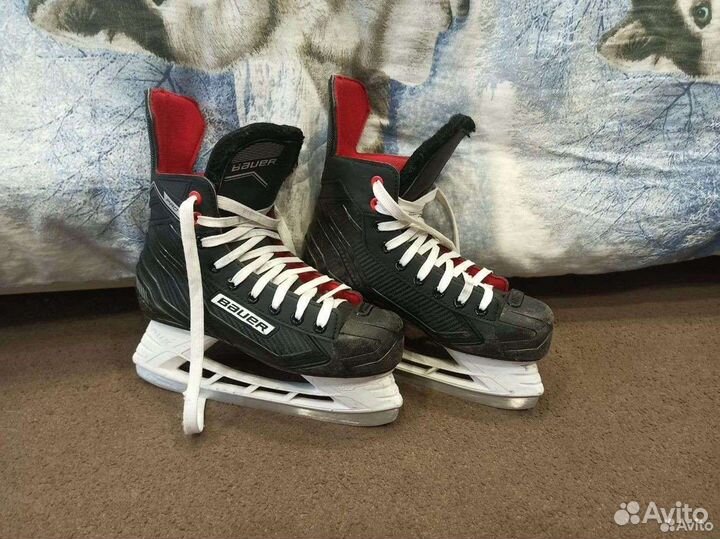 Хоккейные коньки bauer