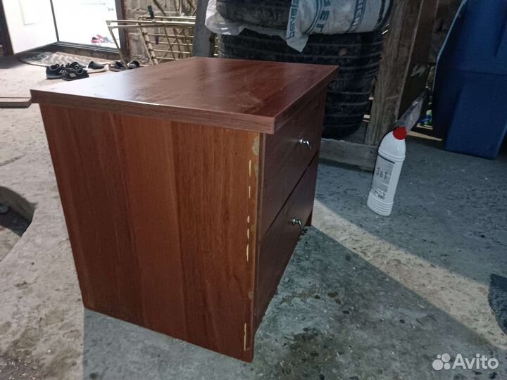 Тумба прикроватная