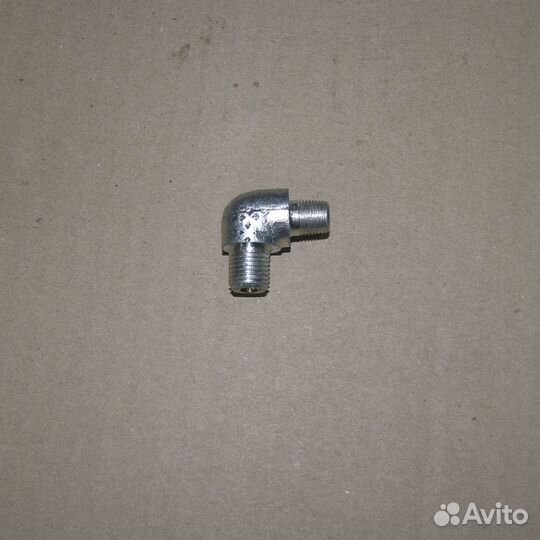 Угольник кг1/8'*М12*1,25 трубка д.6 пневмокомпресс