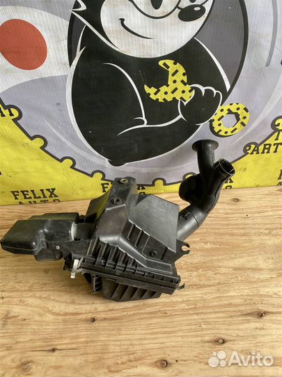 Корпус воздушного фильтра Nissan Sunny fb15 1998