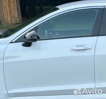 Передняя левая дверь Kia K5