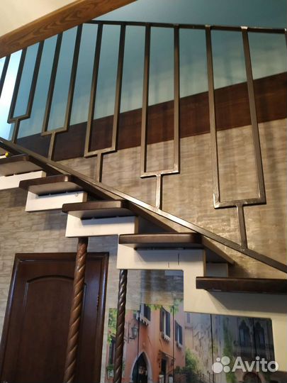 Кованные перила для лестниц