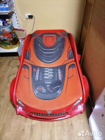 Детская кровать машина с матрасом