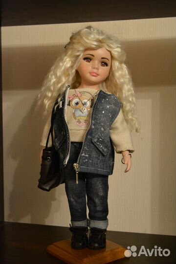 Кукла интерьерная