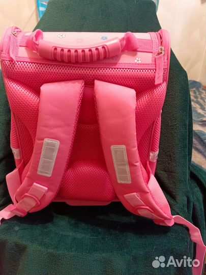 Ранец школьный для девочки новый