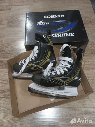 Коньки хоккейные