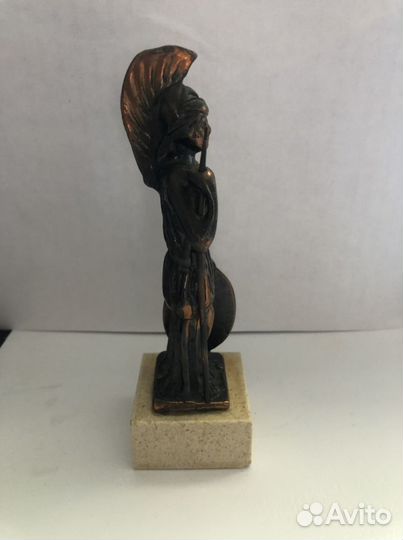 Статуэтка Римлянин