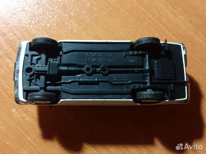 Модель автомобиля газ 24-12 