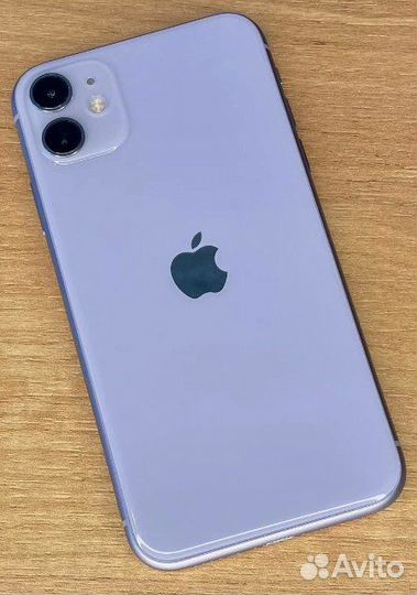 Телефон iPhone 11